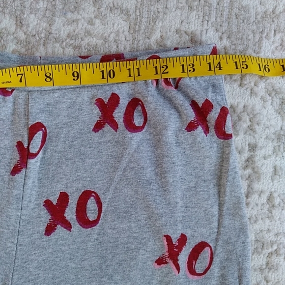 Two Piece Pajama Pant Set XO Hugs & Kisses MEDIUM Gray Red - Picture 9 of 16